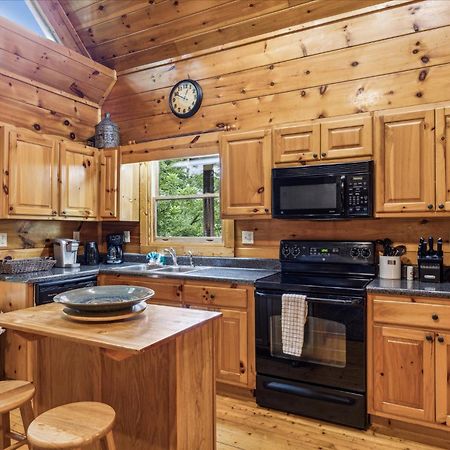 Brave Eagle Cabin Sevierville Exteriér fotografie